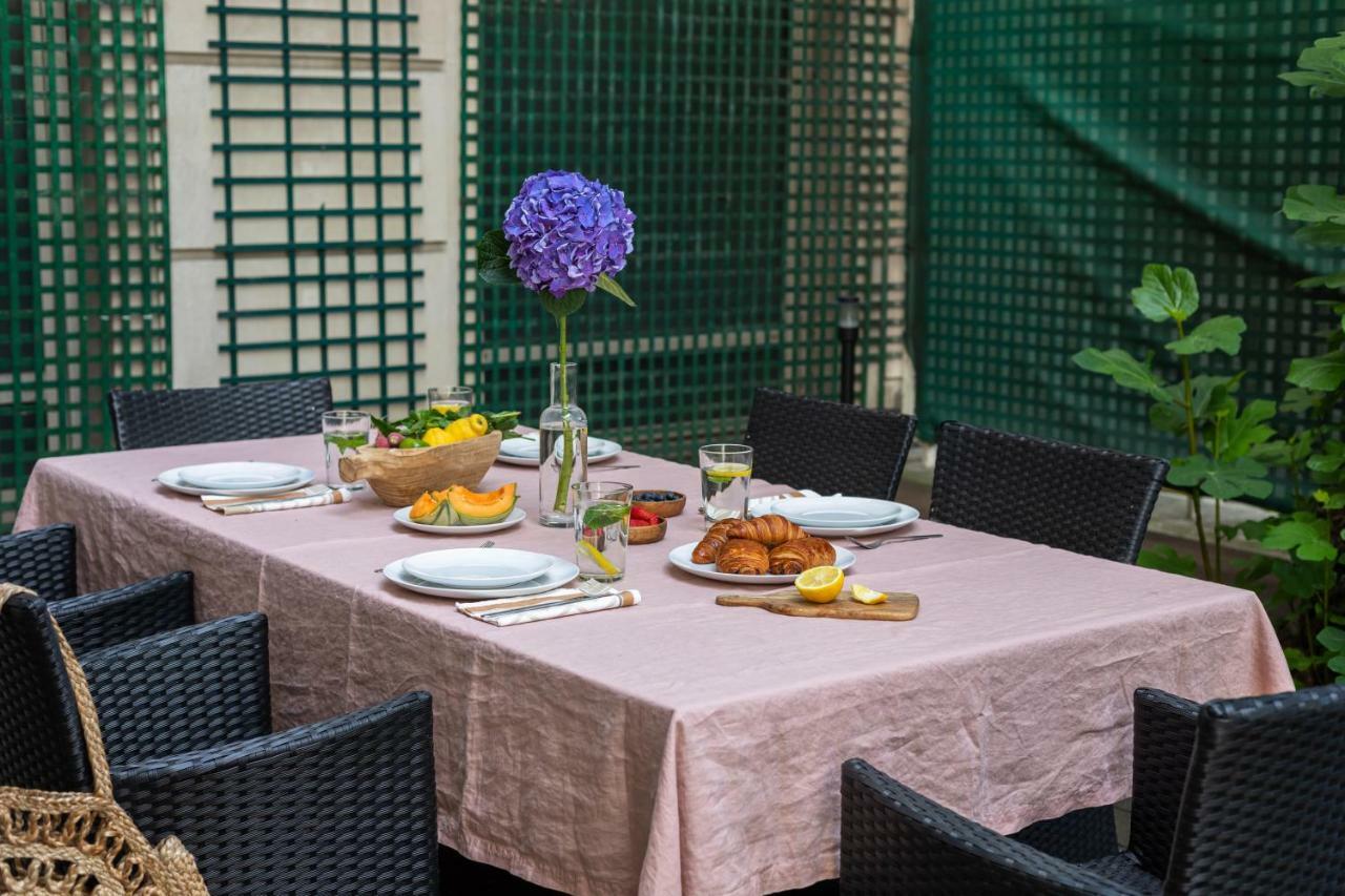 Milestay Champs Elysees Paris Exterior photo